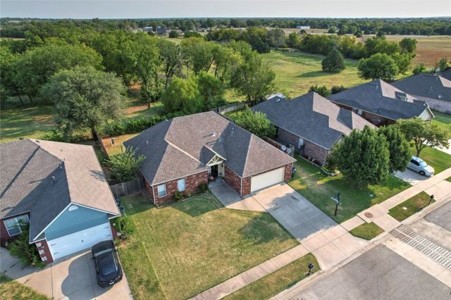 11731 E 119th Street North, Collinsville, OK 74021