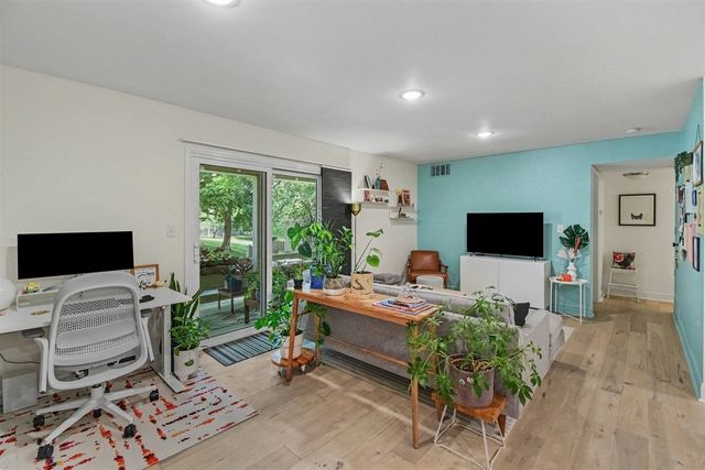 2421 Abbington Drive 30, Grand Rapids, MI 49506