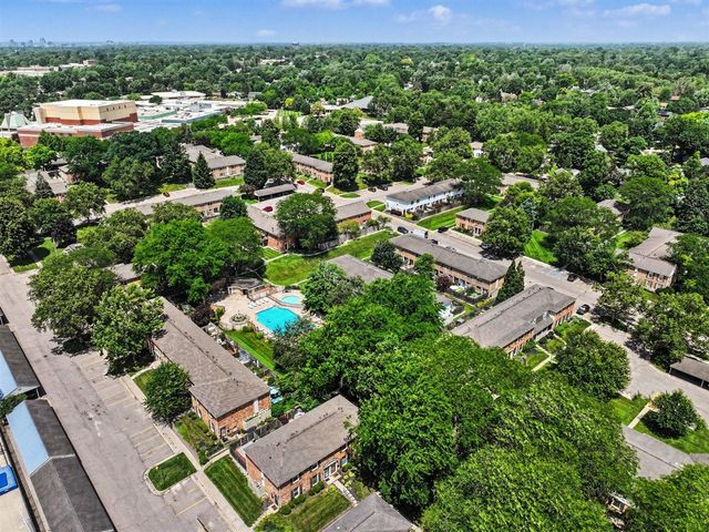 2421 Abbington Drive 30, Grand Rapids, MI 49506