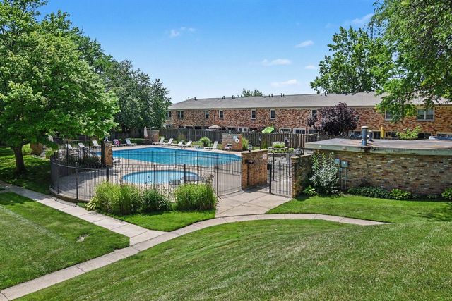 2421 Abbington Drive 30, Grand Rapids, MI 49506