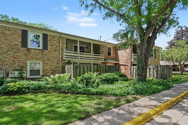 2421 Abbington Drive 30, Grand Rapids, MI 49506