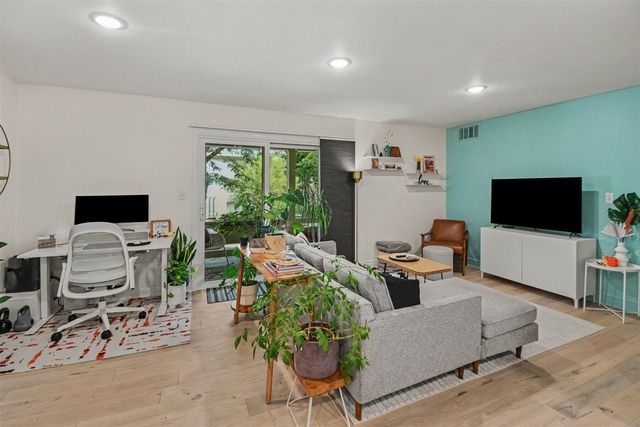 2421 Abbington Drive 30, Grand Rapids, MI 49506