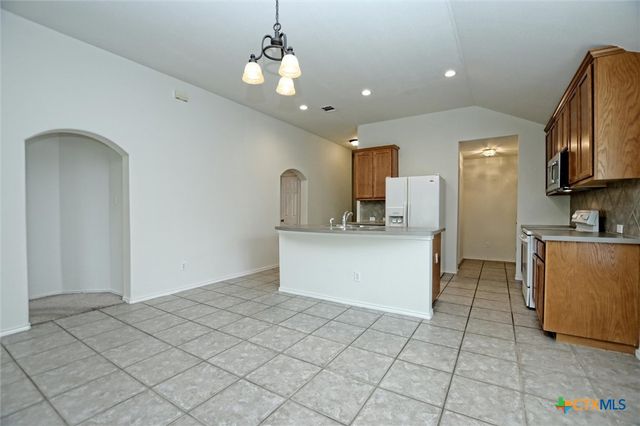 319 Lone Star Boulevard, Hutto, TX 78634
