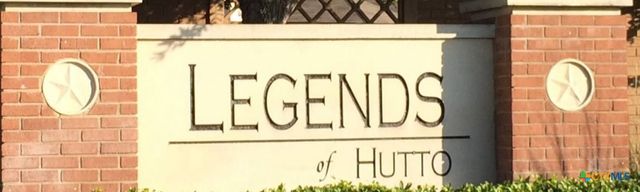 319 Lone Star Boulevard, Hutto, TX 78634