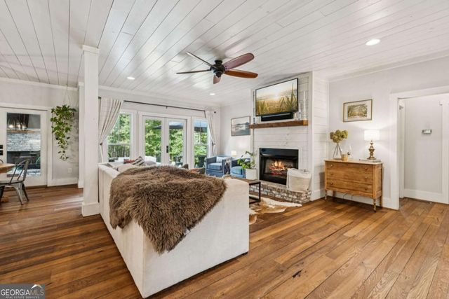 889 Freehome Road, Canton, GA 30115