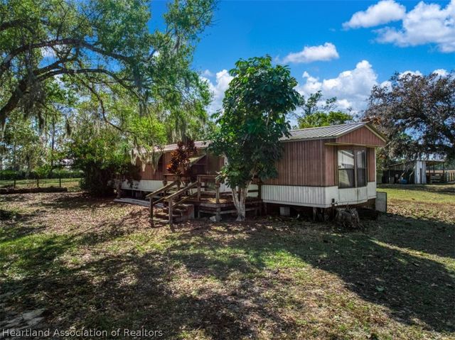 948 S Riverdale Road, Avon Park, FL 33825