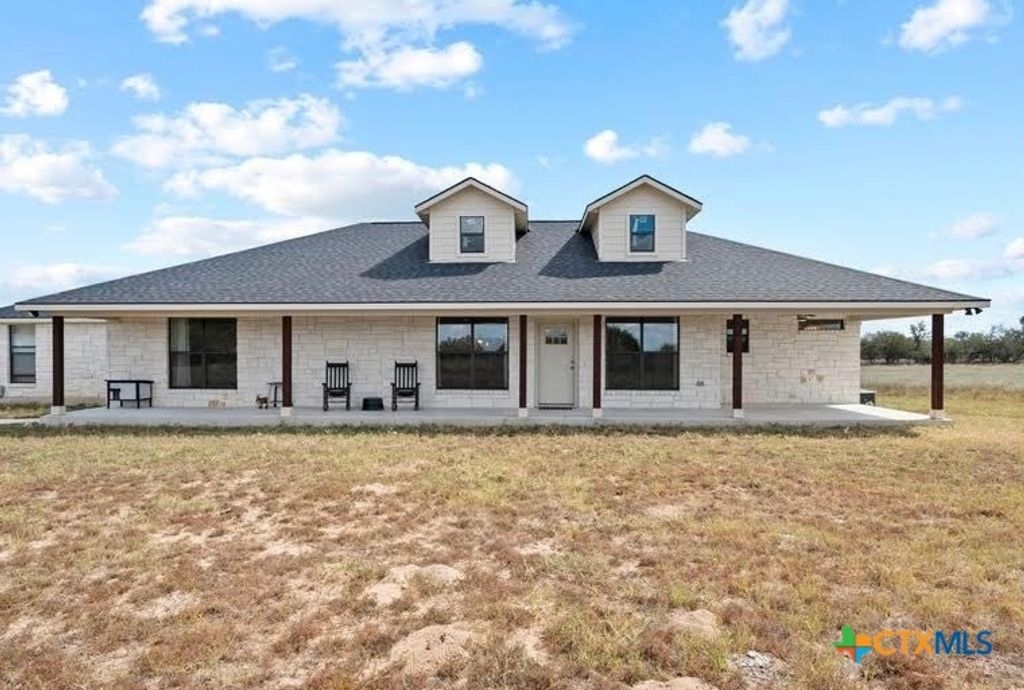 24091 State Highway 80, Gonzales, TX 78629