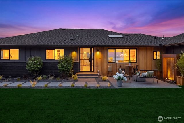 18008 13th Avenue NW, Shoreline, WA 98177