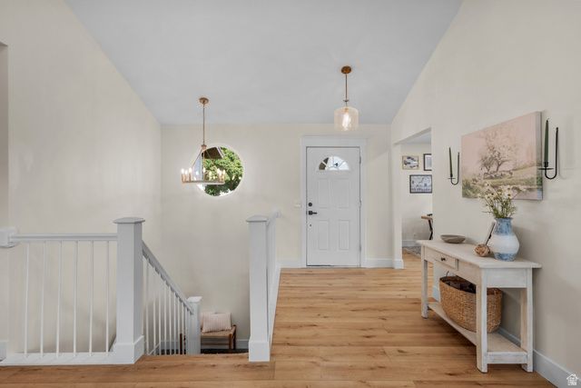 212 S GLEN DR, Farmington, UT 84025