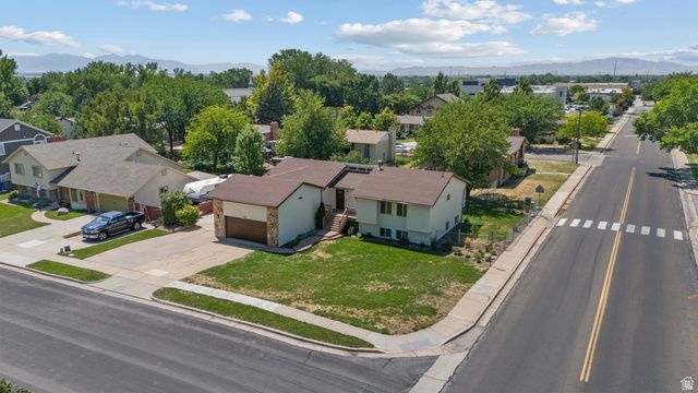 212 S GLEN DR, Farmington, UT 84025