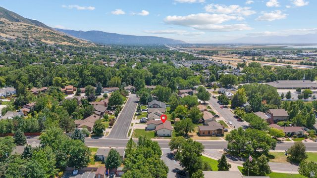 212 S GLEN DR, Farmington, UT 84025