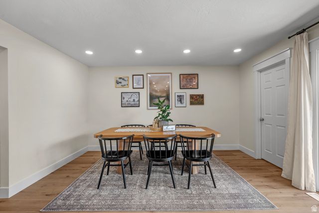212 S GLEN DR, Farmington, UT 84025
