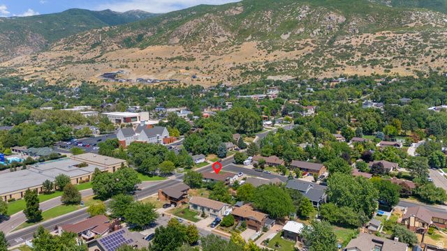 212 S GLEN DR, Farmington, UT 84025