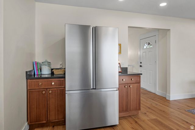 212 S GLEN DR, Farmington, UT 84025