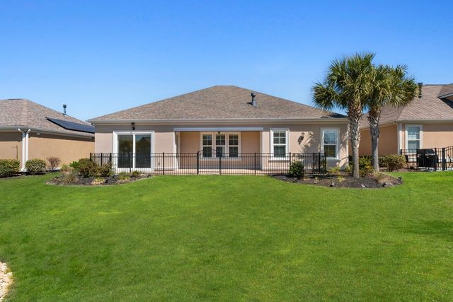2117 Via Palma Dr., North Myrtle Beach, SC 29582