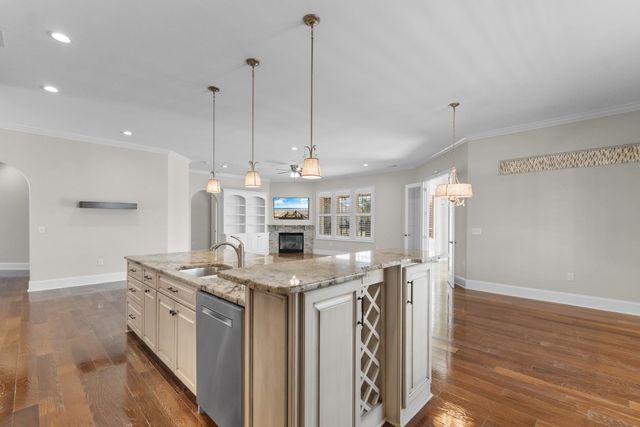 2117 Via Palma Dr., North Myrtle Beach, SC 29582