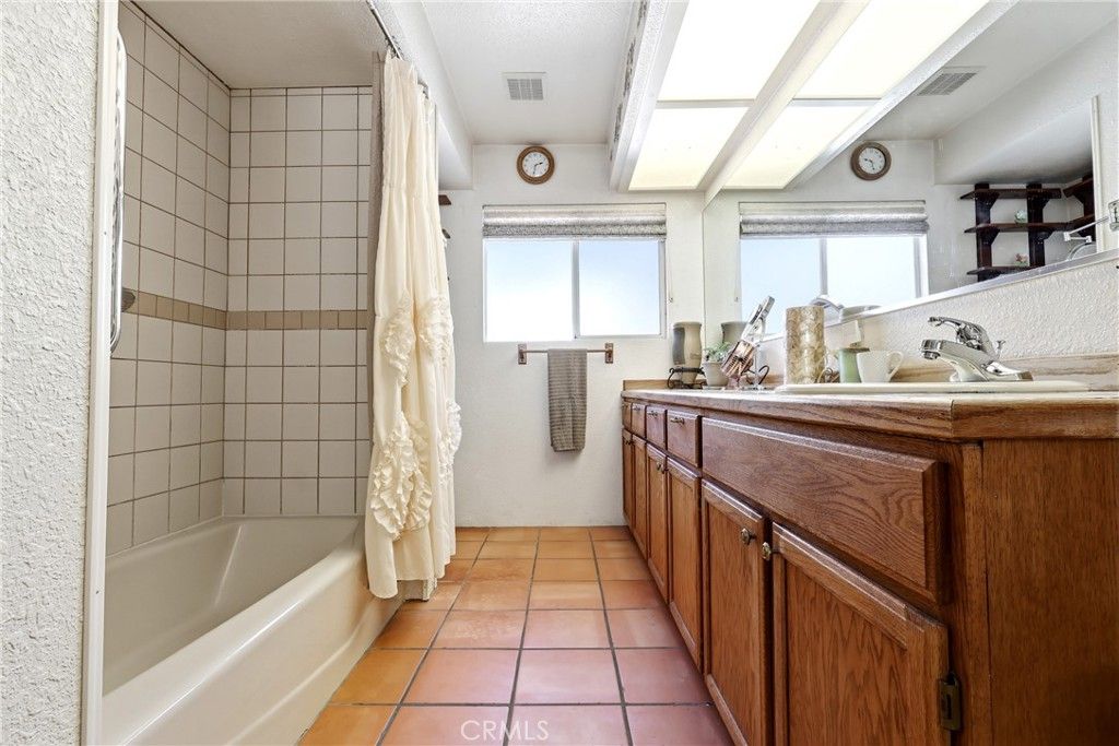 Image 28 of property listing at 48150 Twin Pines Road, Banning, CA 92220