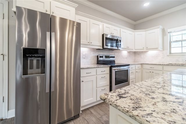 58 Headley Drive, Bella Vista, AR 72714