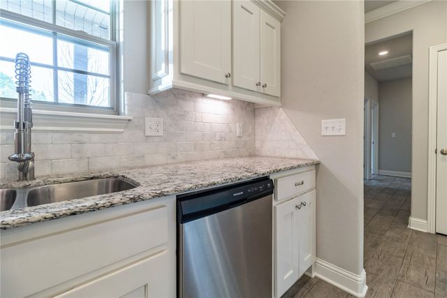 58 Headley Drive, Bella Vista, AR 72714