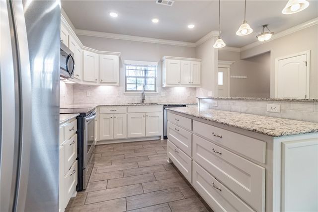 58 Headley Drive, Bella Vista, AR 72714
