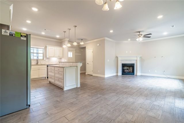58 Headley Drive, Bella Vista, AR 72714