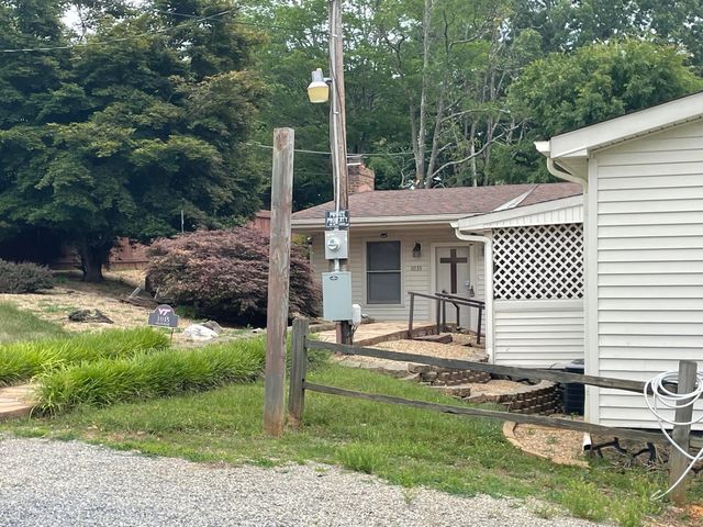 1035 Oyler RD, Hardy, VA 24101