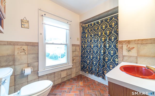 34 Sylvan Avenue, Meriden, CT 06451