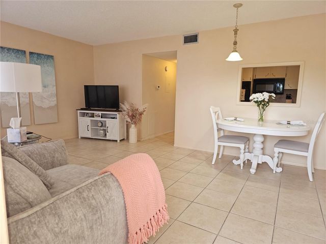 2458 COLUMBIA DRIVE 66, Clearwater, FL 33763