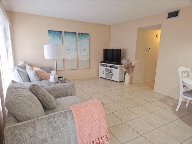 2458 COLUMBIA DRIVE 66, Clearwater, FL 33763