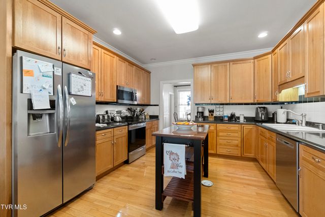 14 West Ridgefield Court, Greeneville, TN 37745