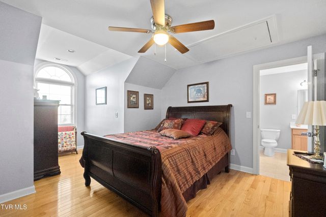 14 West Ridgefield Court, Greeneville, TN 37745