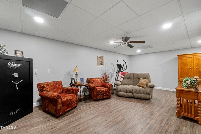 14 West Ridgefield Court, Greeneville, TN 37745