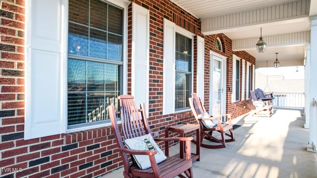 14 West Ridgefield Court, Greeneville, TN 37745