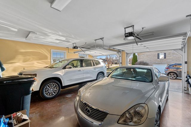 14 West Ridgefield Court, Greeneville, TN 37745