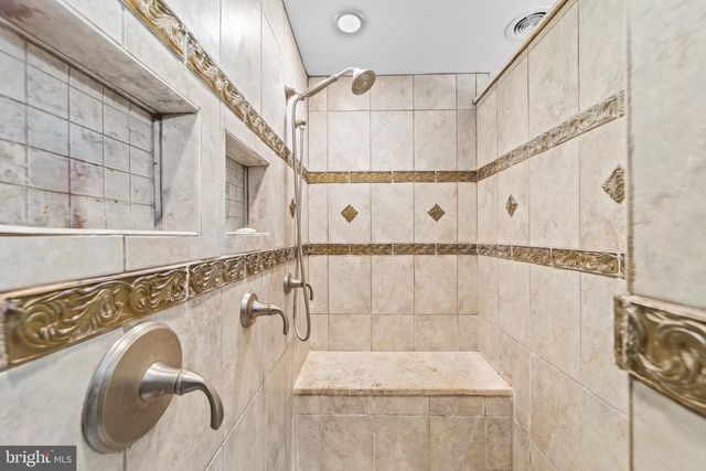 238 ST DAVID DR, Mount Laurel, NJ 08054