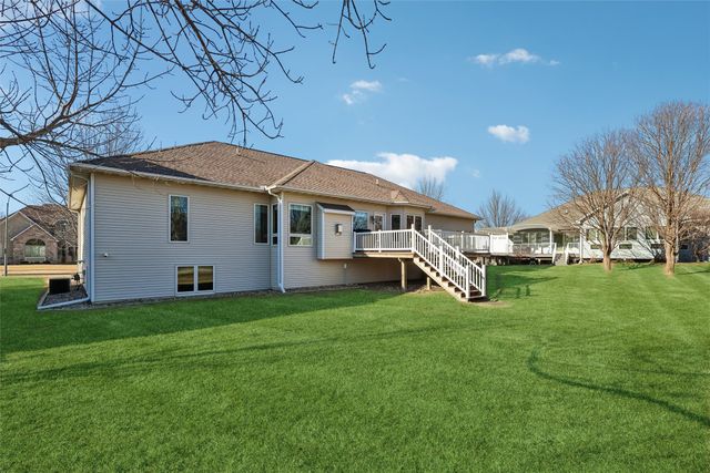 2911 160th Street, Urbandale, IA 50323