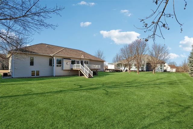 2911 160th Street, Urbandale, IA 50323