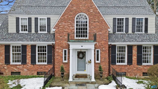 75 Bloomfield Avenue, West Hartford, CT 06105