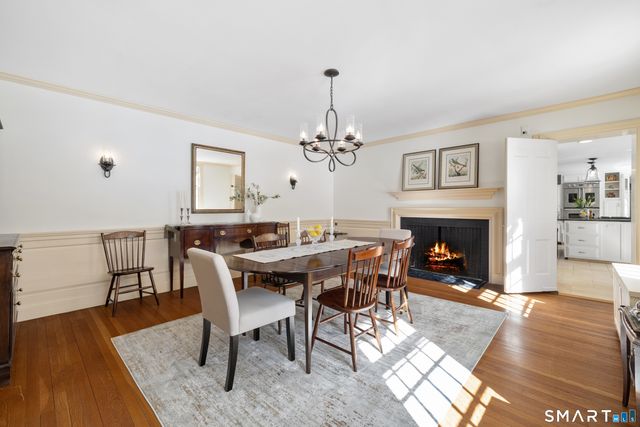 75 Bloomfield Avenue, West Hartford, CT 06105