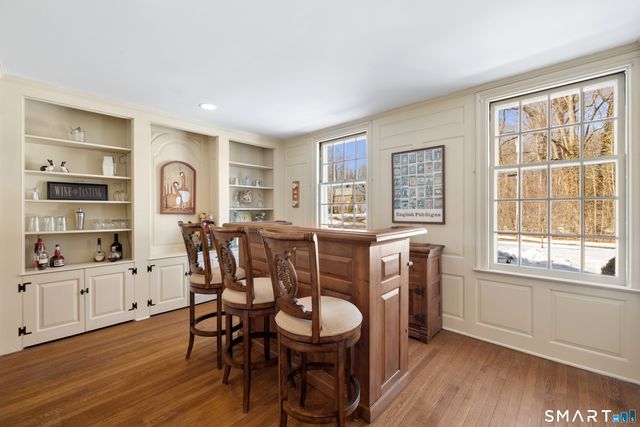 75 Bloomfield Avenue, West Hartford, CT 06105