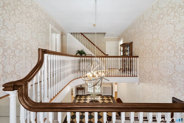 75 Bloomfield Avenue, West Hartford, CT 06105