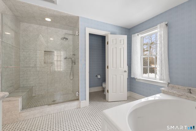 75 Bloomfield Avenue, West Hartford, CT 06105