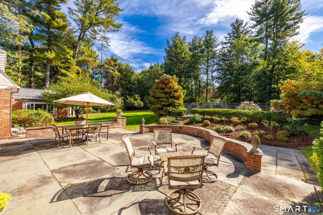 75 Bloomfield Avenue, West Hartford, CT 06105