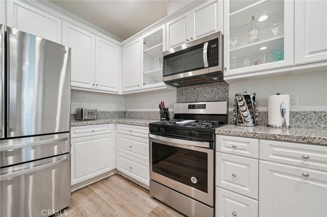 2818 E Berry Loop Privado 66, Ontario, CA 91761