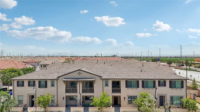 2818 E Berry Loop Privado 66, Ontario, CA 91761