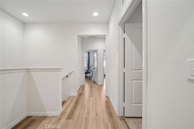 2818 E Berry Loop Privado 66, Ontario, CA 91761