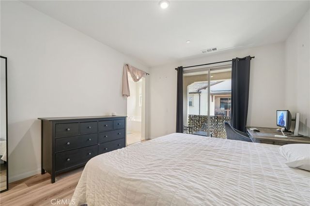 2818 E Berry Loop Privado 66, Ontario, CA 91761