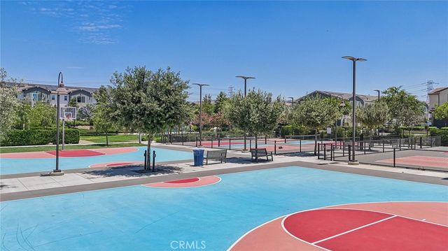 2818 E Berry Loop Privado 66, Ontario, CA 91761