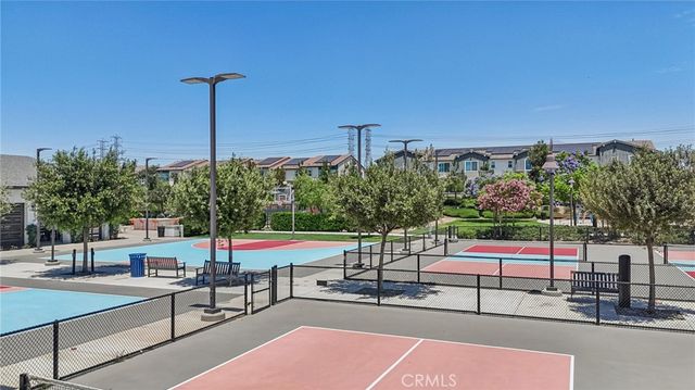 2818 E Berry Loop Privado 66, Ontario, CA 91761