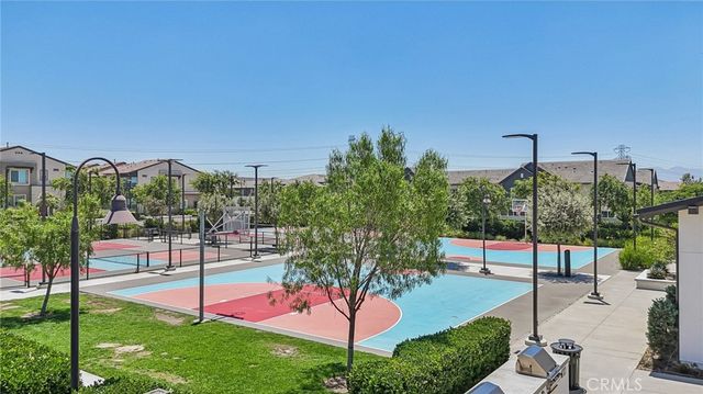 2818 E Berry Loop Privado 66, Ontario, CA 91761